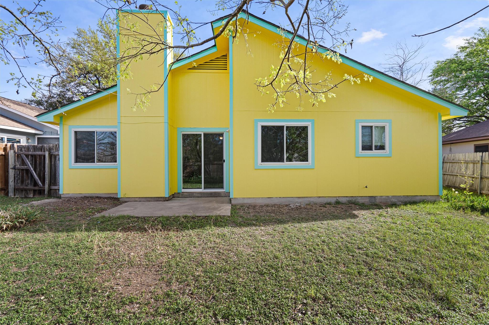 1403 Alma Dr Property Photo 24
