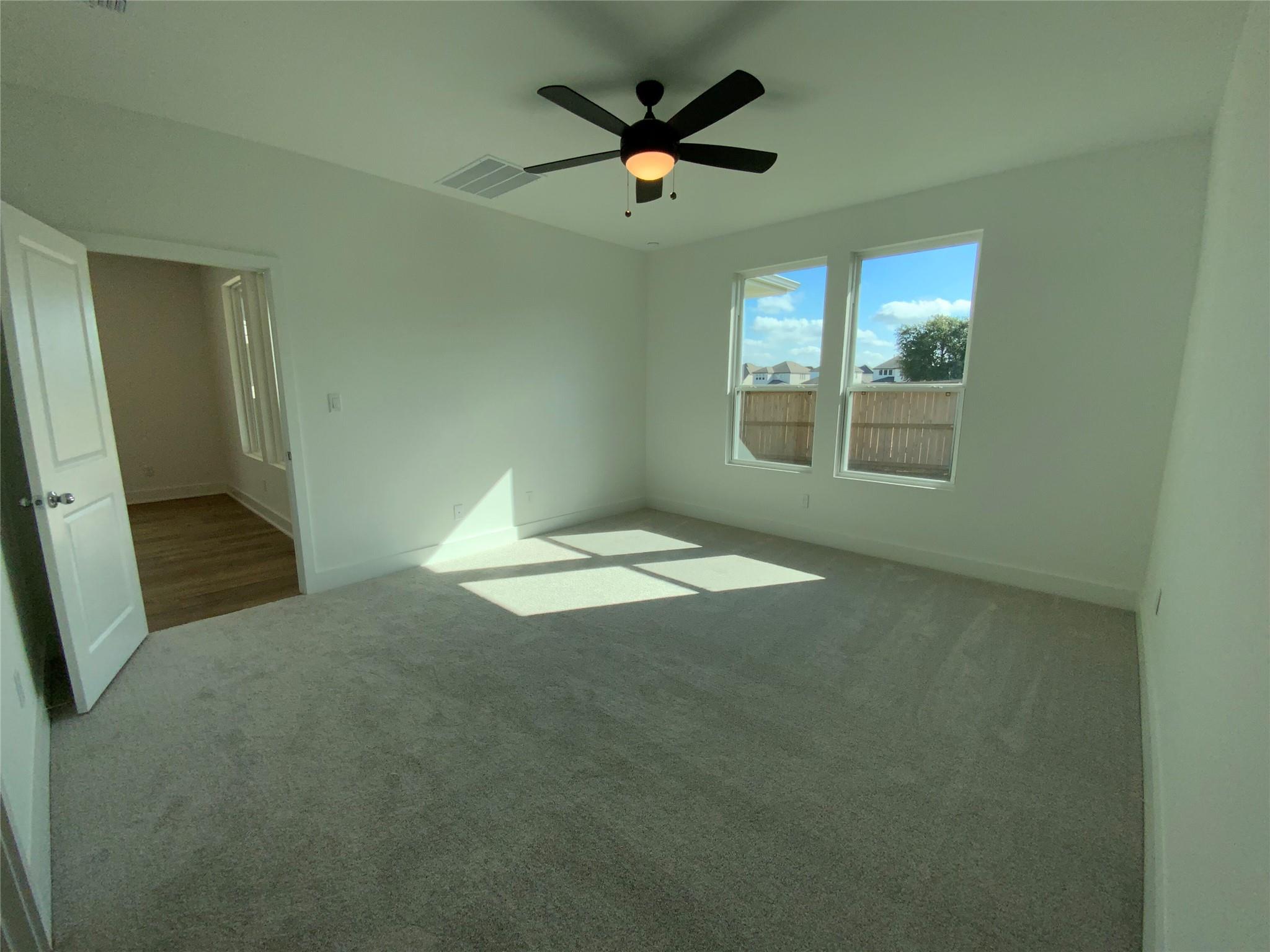 537 Bauer Loop Property Photo 9