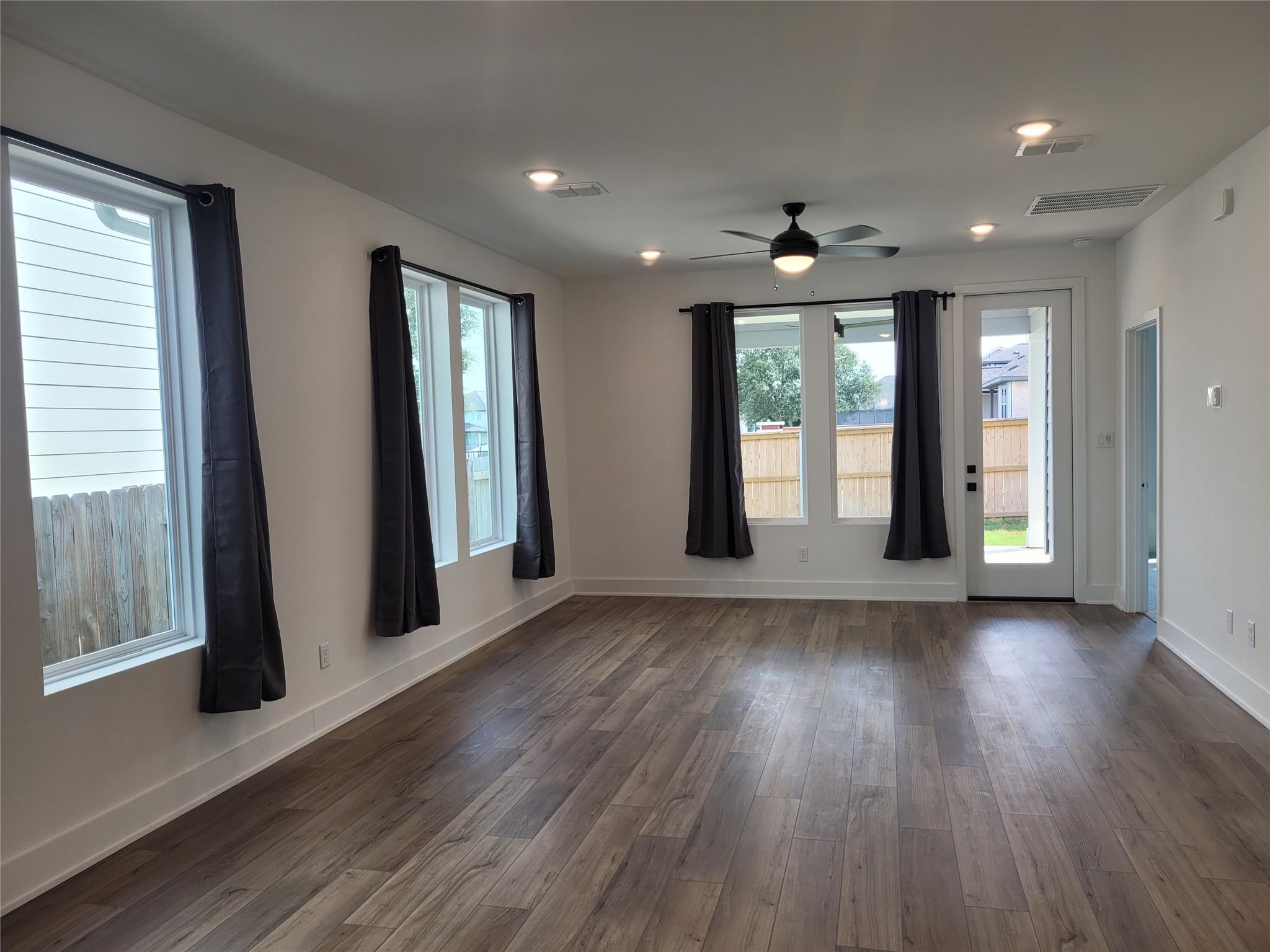537 Bauer Loop Property Photo 33