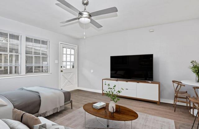 6811 Great Northern Blvd #6811k Property Photo 1