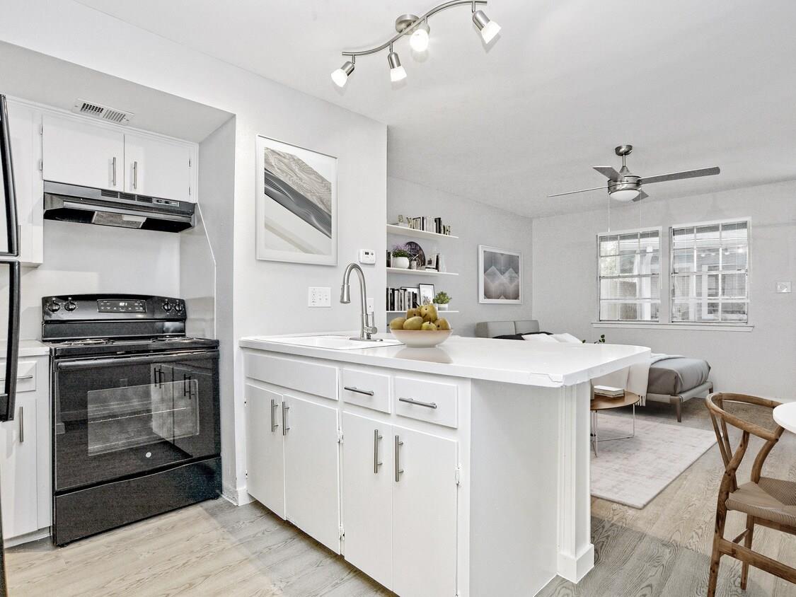 6811 Great Northern Blvd #6811k Property Photo 4