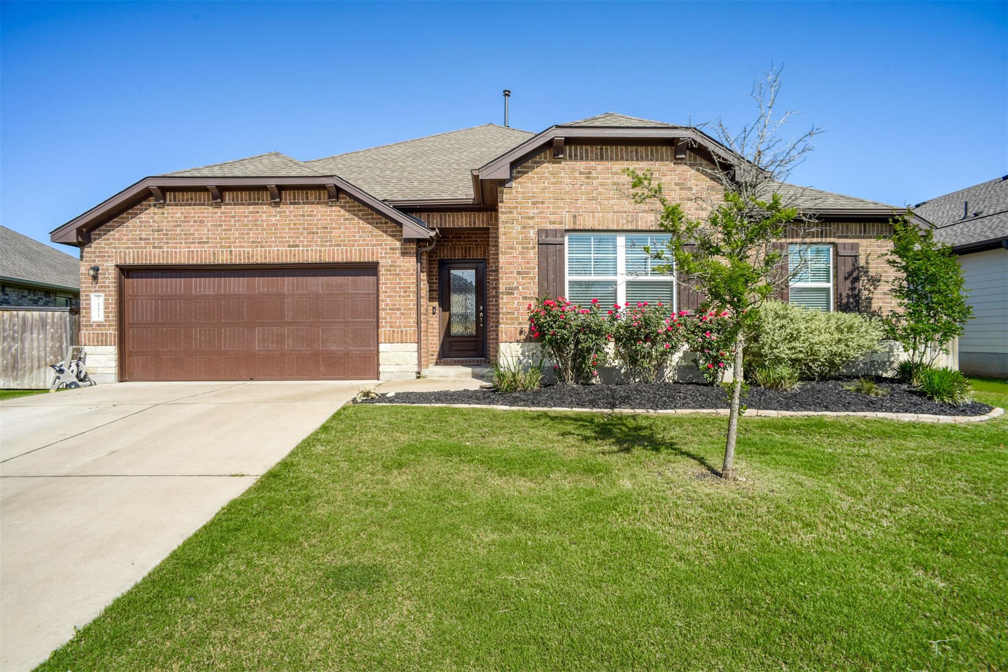 111 Joseph Hawkins Ln Property Photo