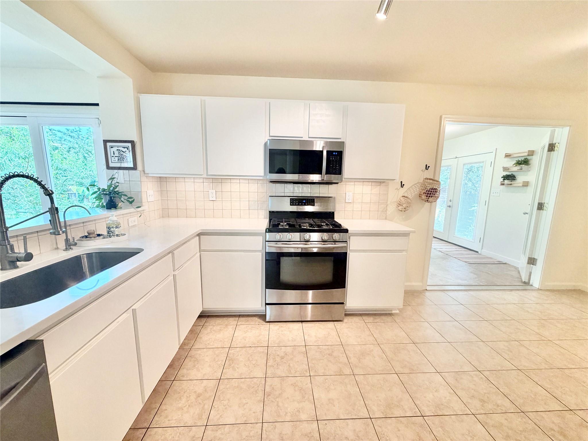 8350793 Property Photo 5