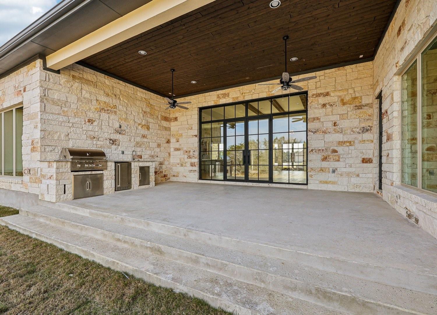 200 Nighthorse Property Photo 19