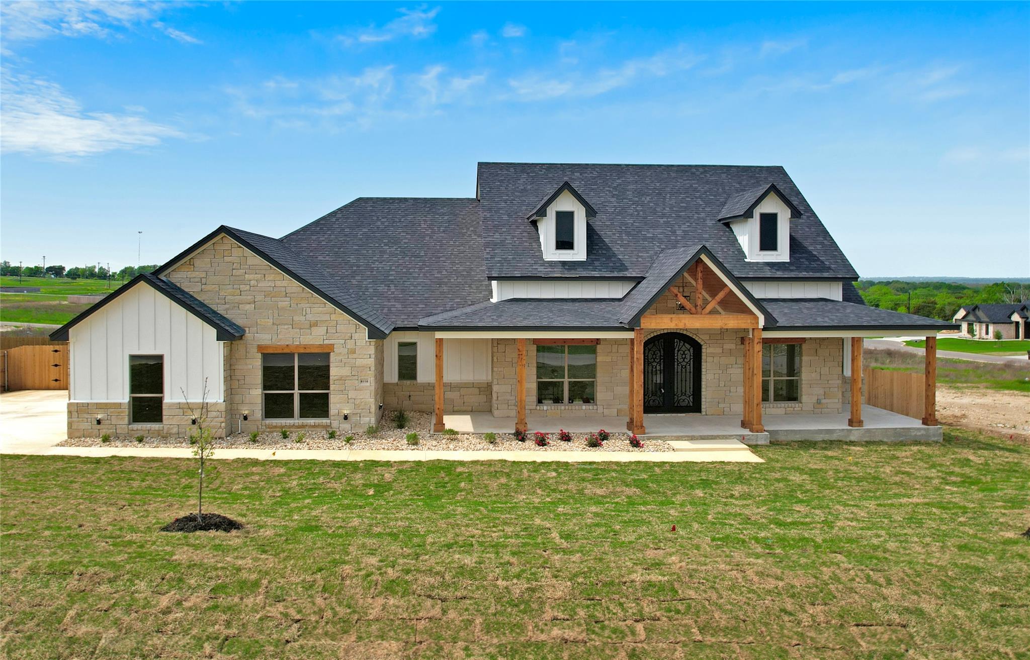 8110 Travertine Ln Property Photo