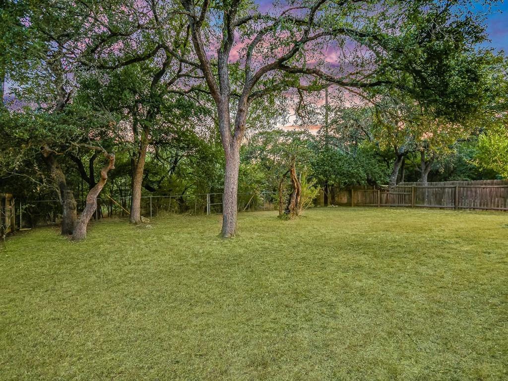 6515 Fair Valley Trl Property Photo 2