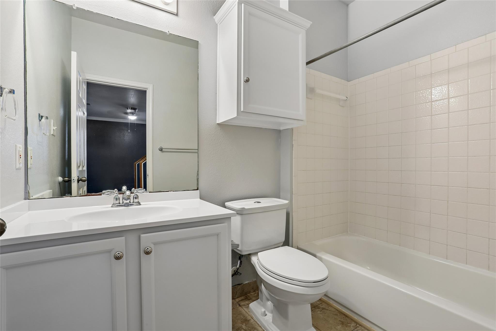 1001 Monadale Trl Property Photo 19