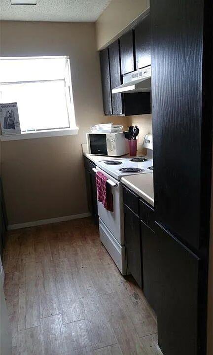 2011 West Loop #c Property Photo 5