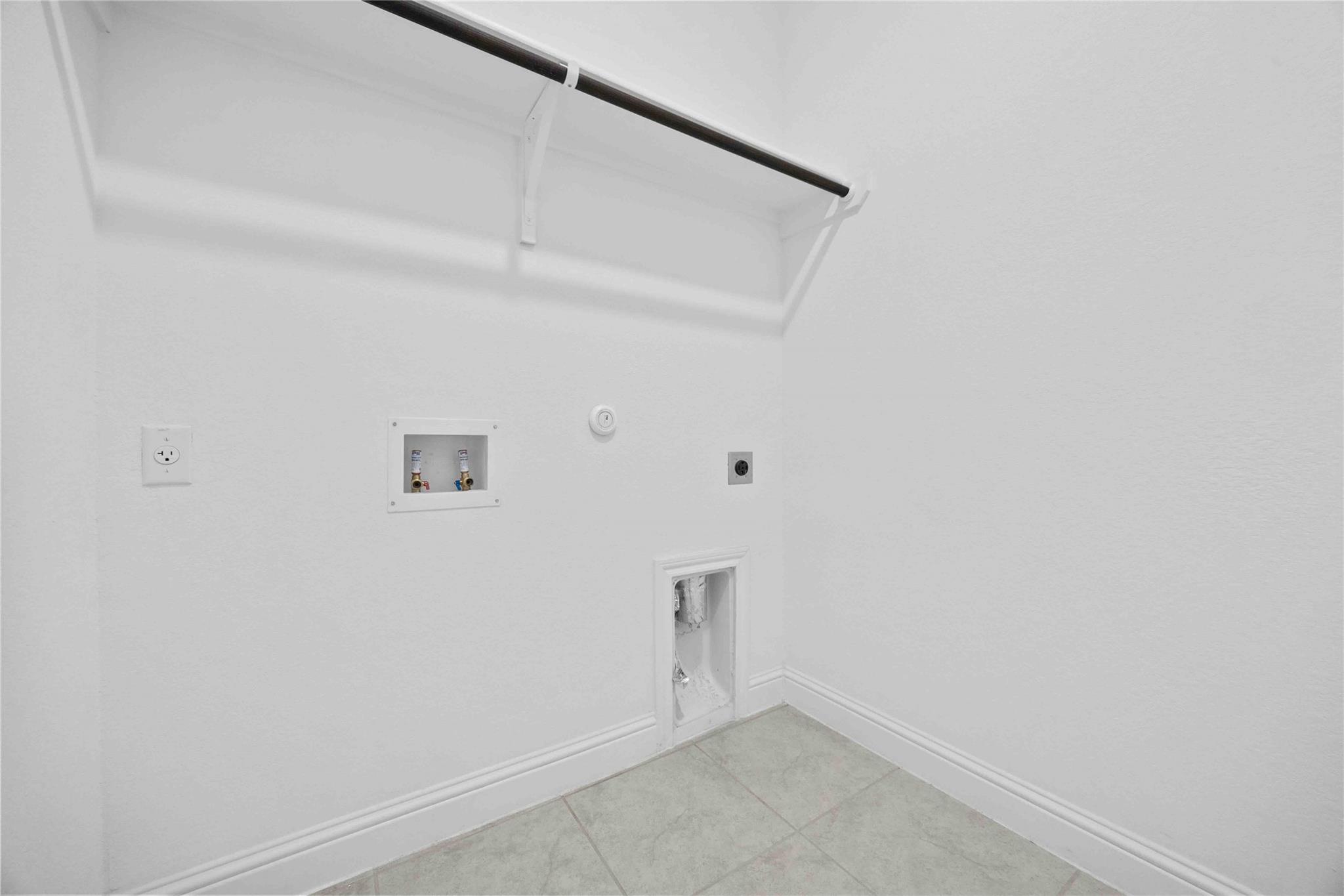 1001 Otello Way Property Photo 28