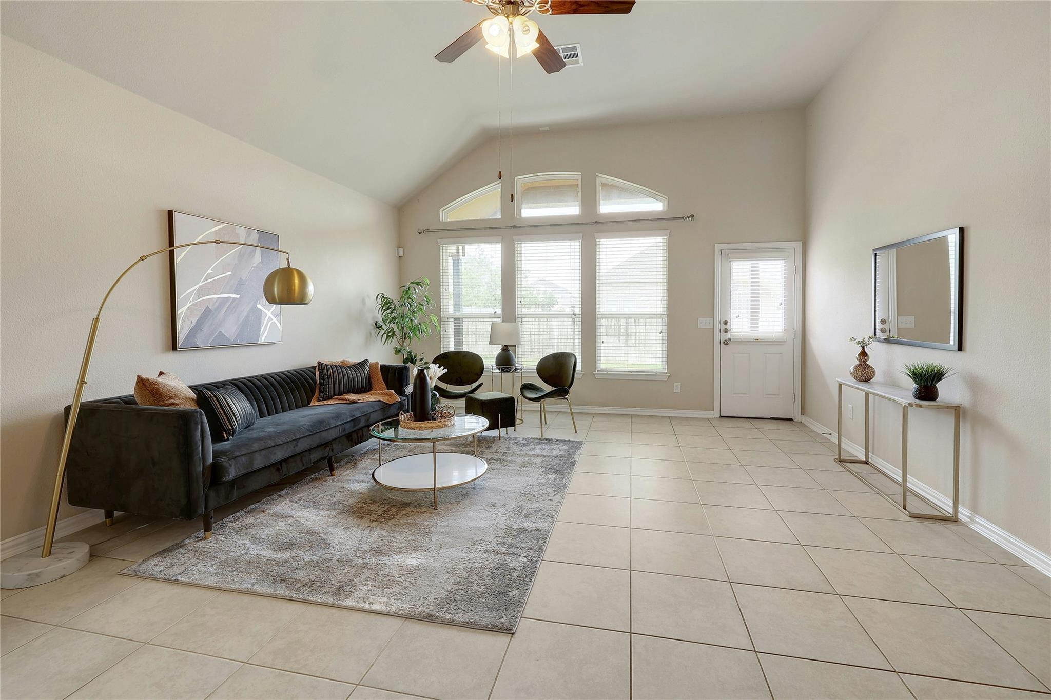 1029 Feldspar Stream Way Property Photo 2