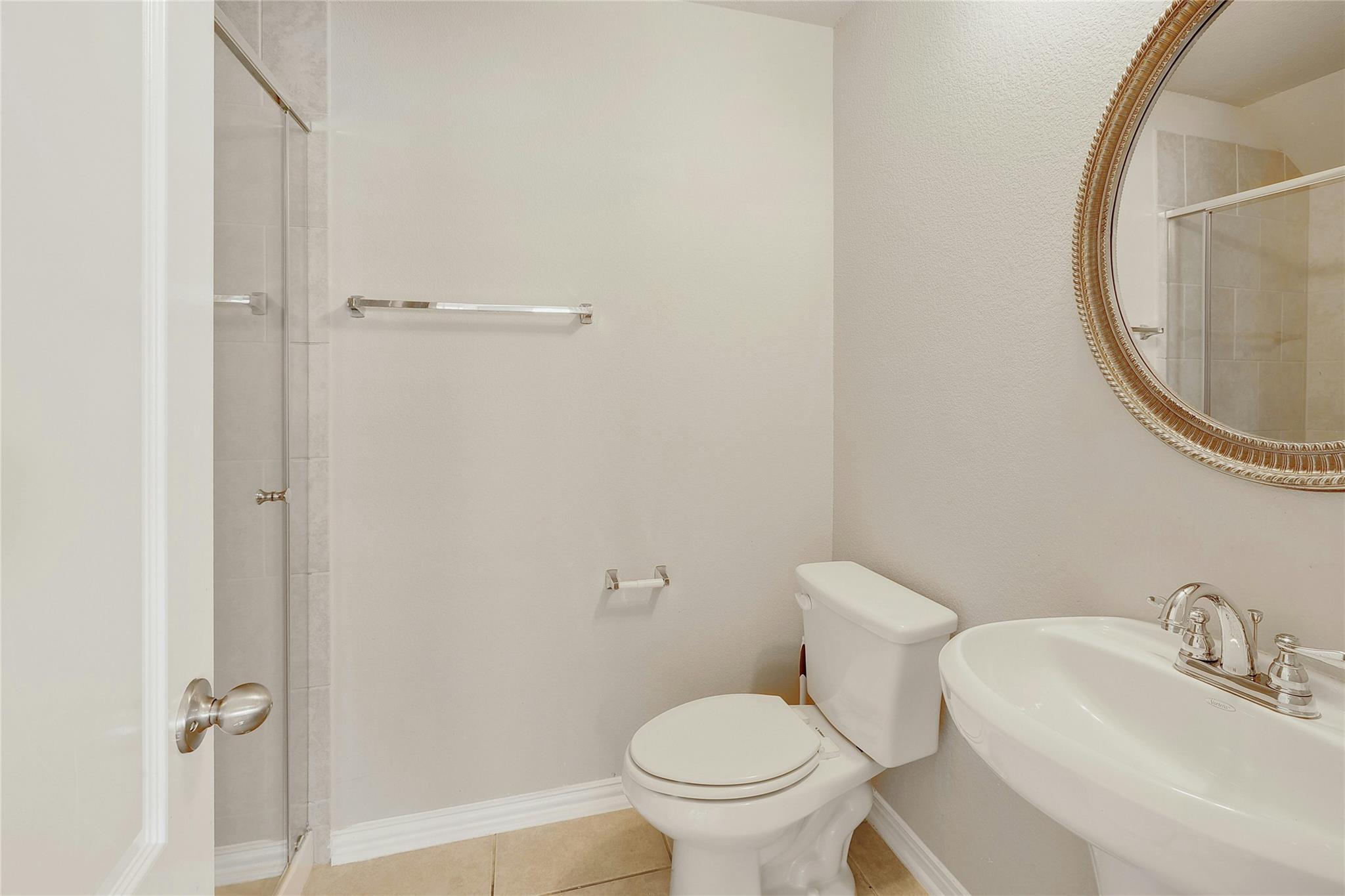1029 Feldspar Stream Way Property Photo 13