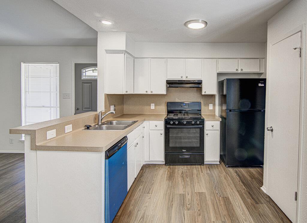 1936 Nicole Cir #b Property Photo 10