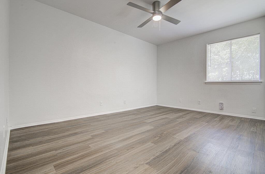 1936 Nicole Cir #b Property Photo 13