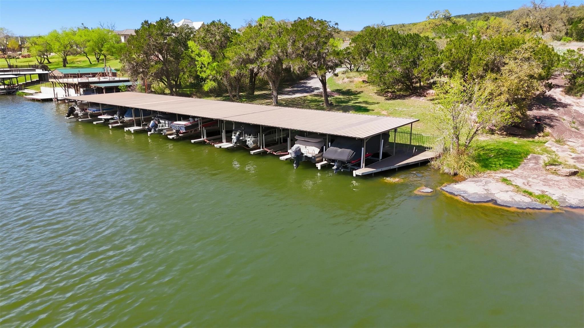 1071 Escalar Dr Property Photo 29