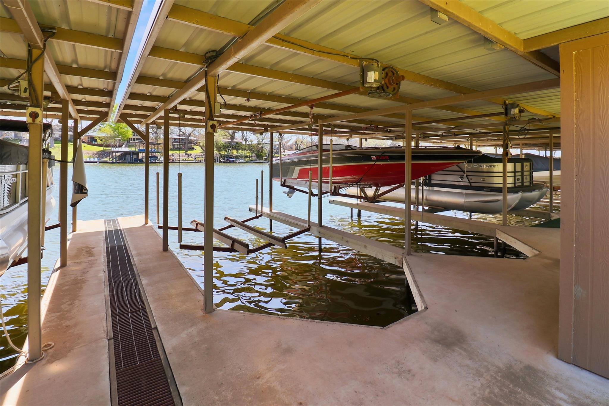 1071 Escalar Dr Property Photo 31