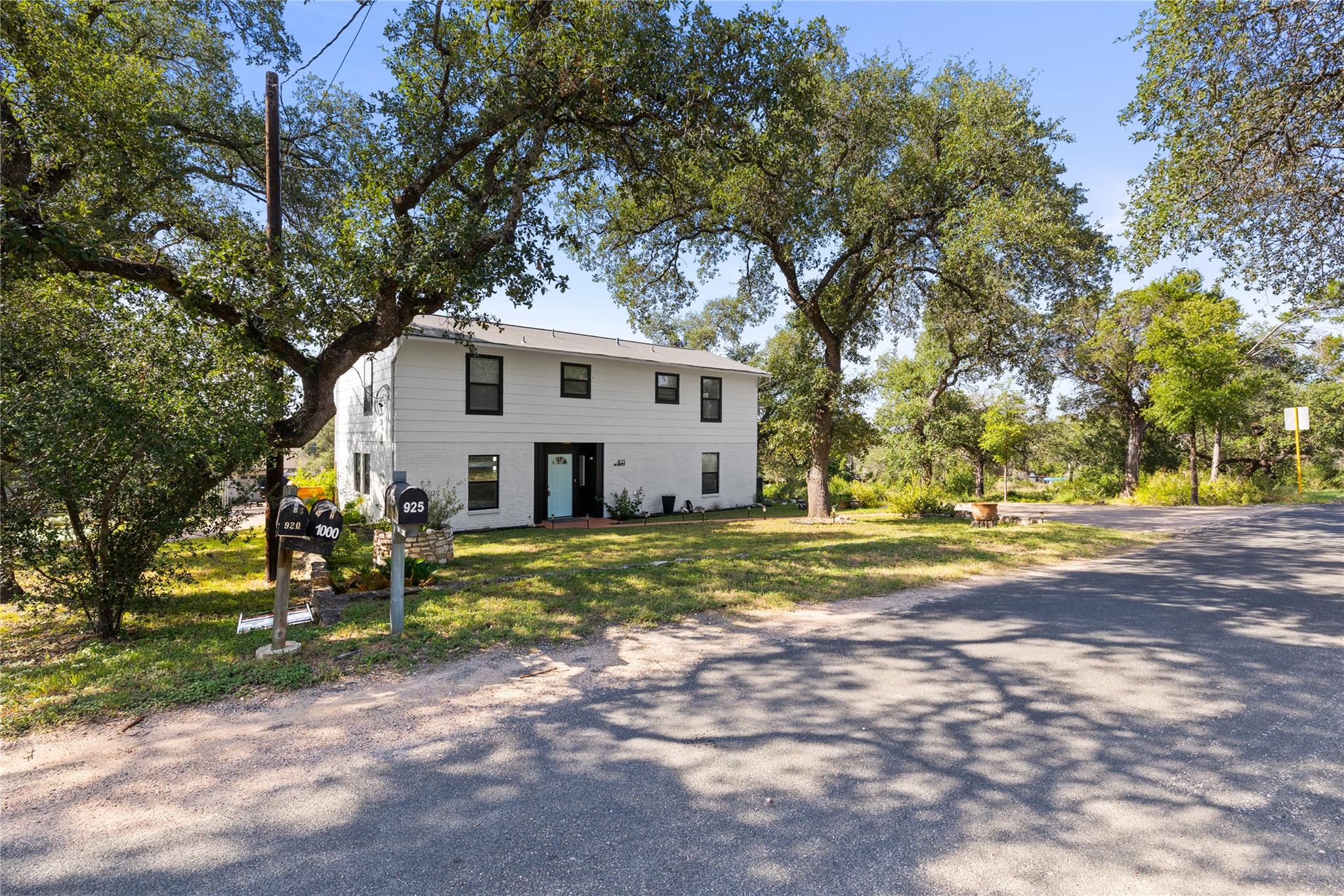 925 Windy Shores Loop Property Photo 1