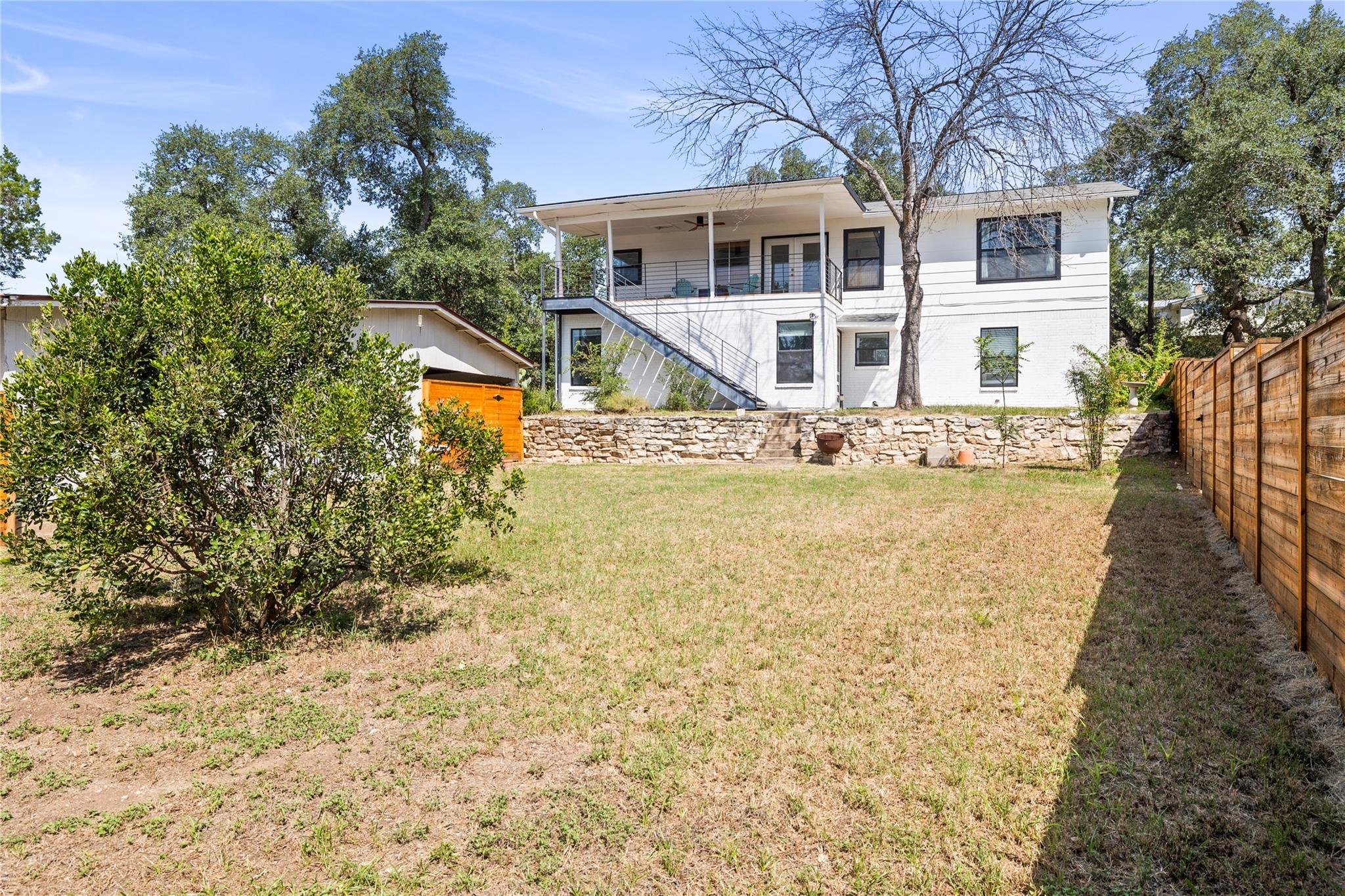925 Windy Shores Loop Property Photo 21
