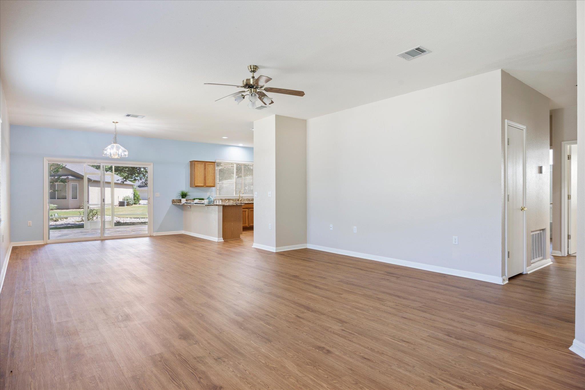 206 Montley Trl Property Photo 5