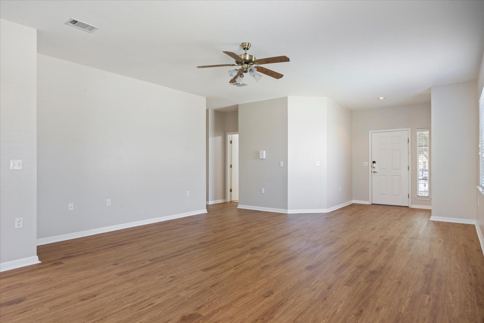 206 Montley Trl Property Photo 7
