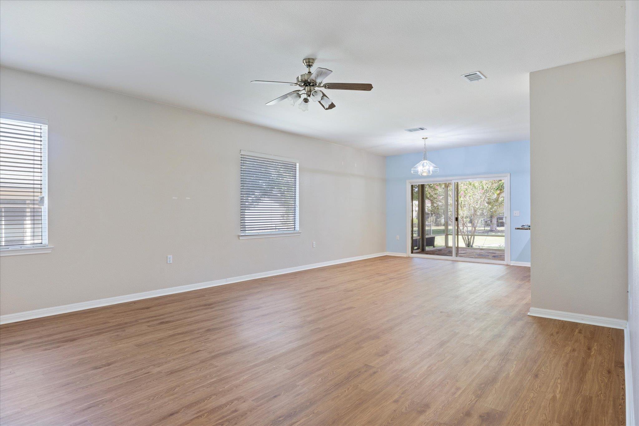 206 Montley Trl Property Photo 8