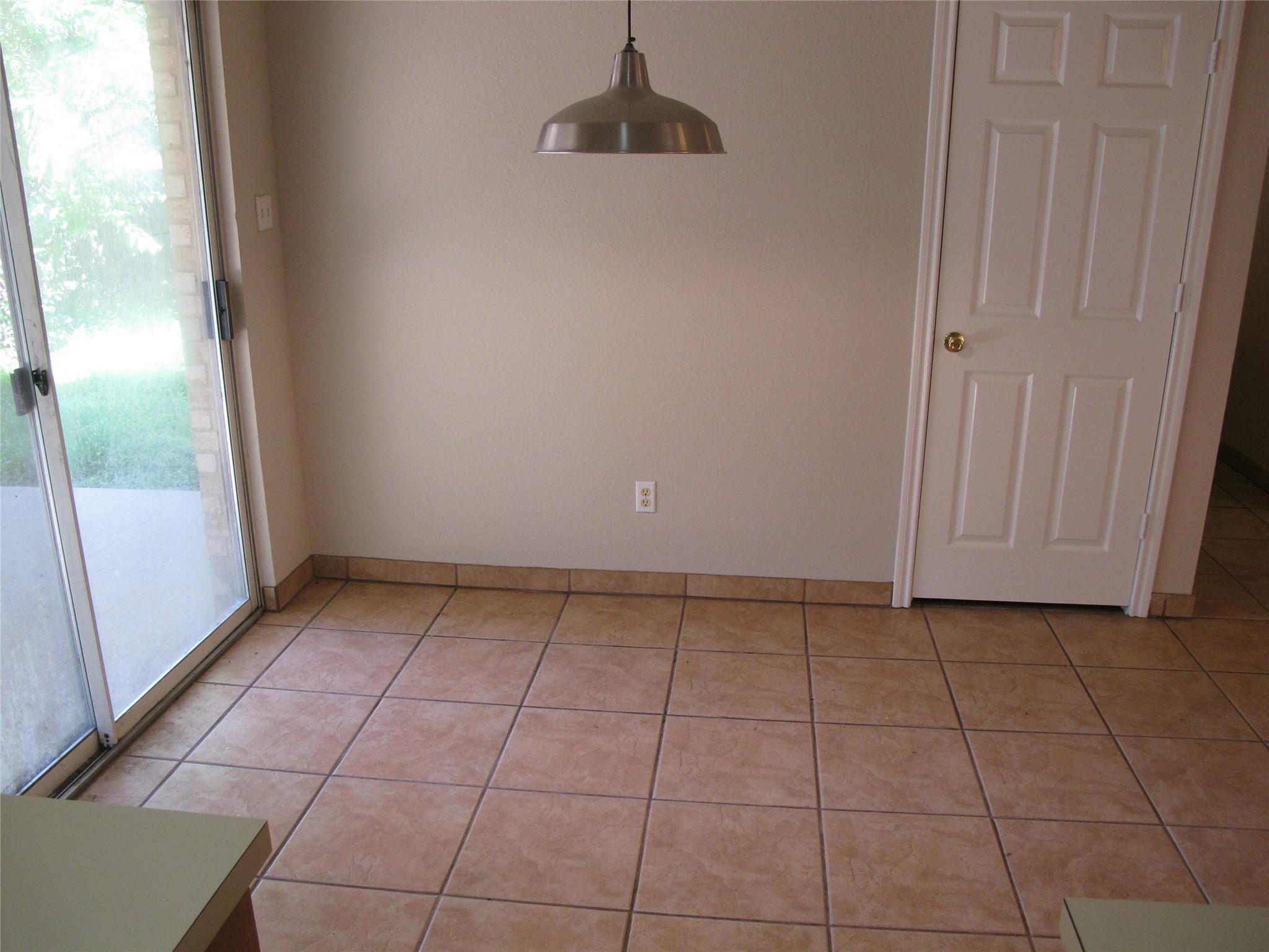 902 Quartz Ct #b Property Photo 18
