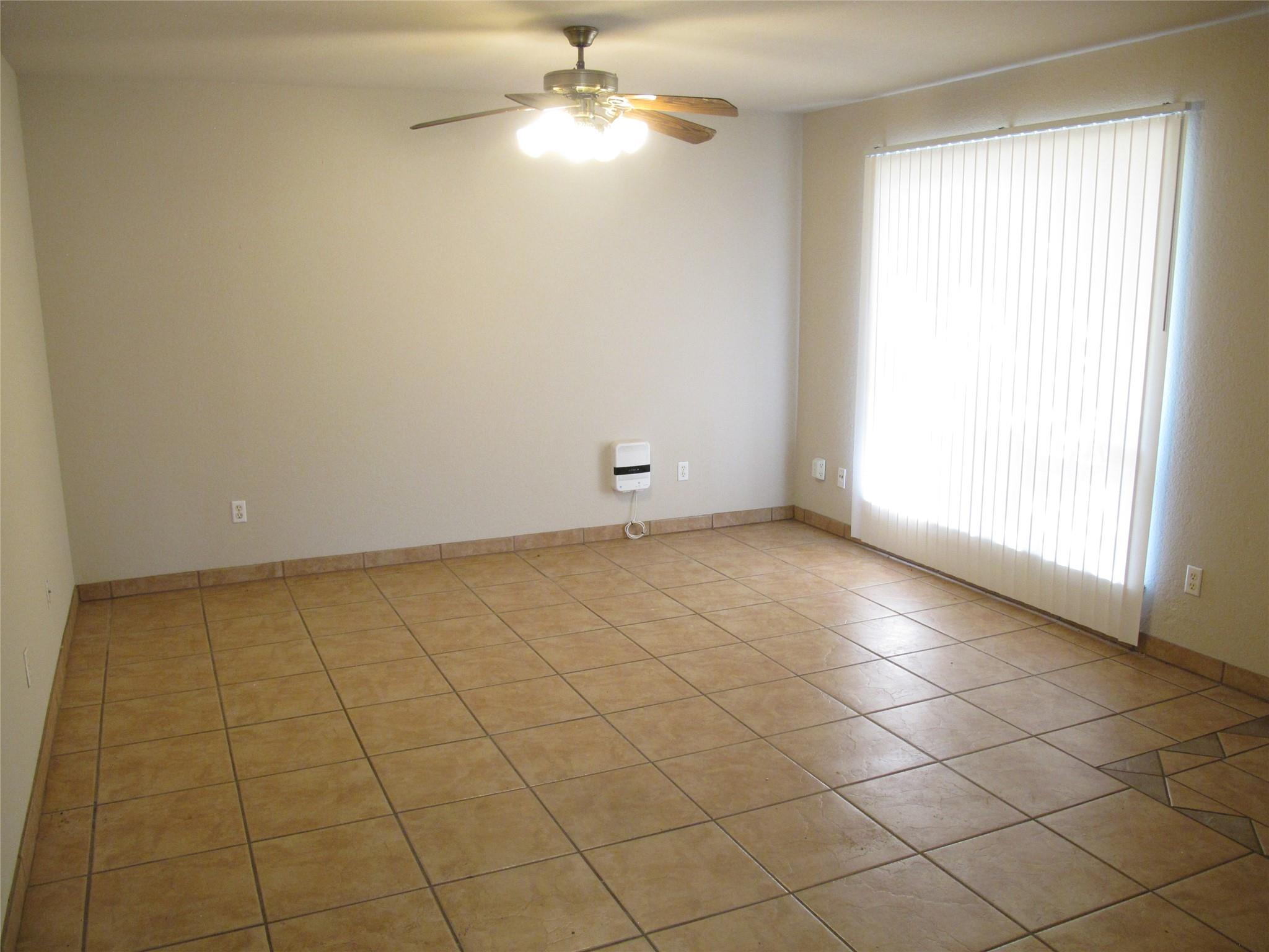 902 Quartz Ct #b Property Photo 22