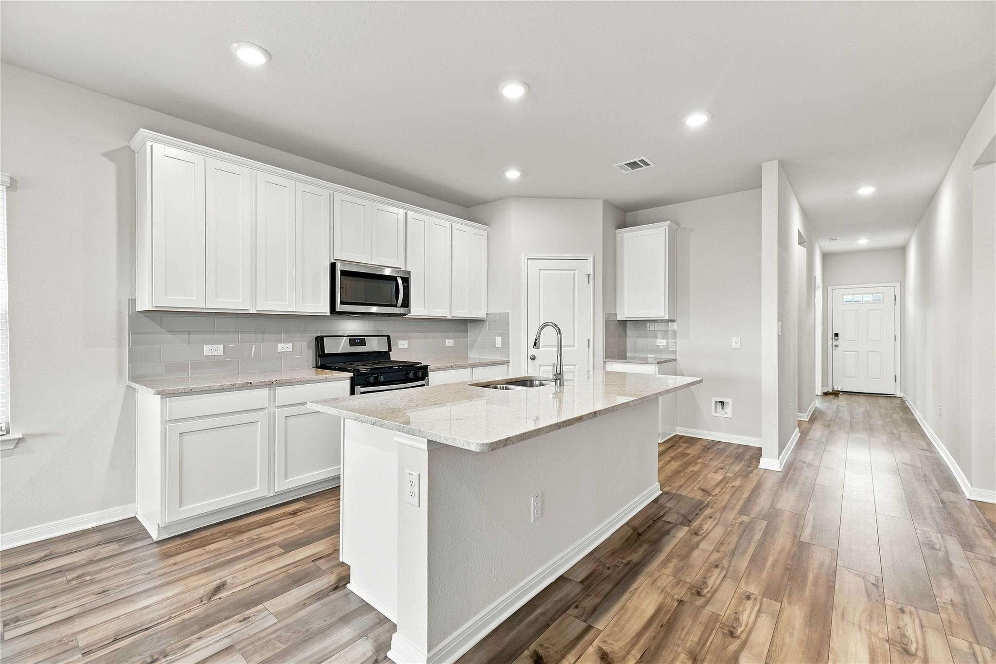 14412 Heartland Dr Property Photo 14