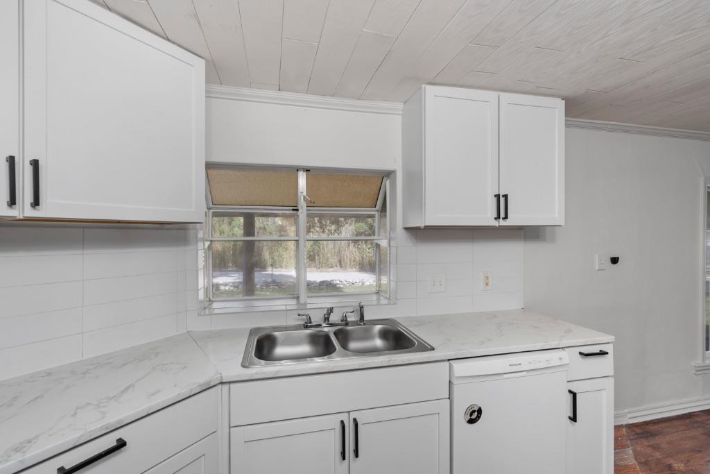 1705 San Juan Dr Property Photo 11