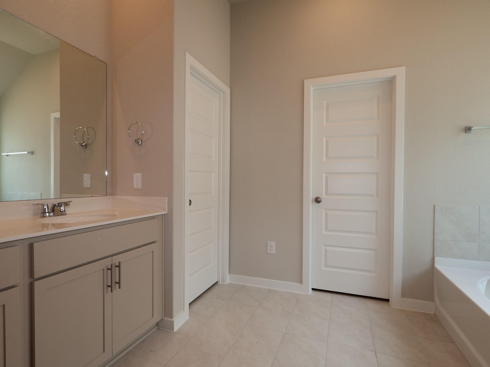 4600 Lava Island Dr Property Photo 15