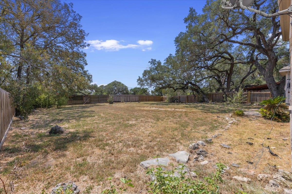 11217 Jockey Bluff Dr Property Photo 25