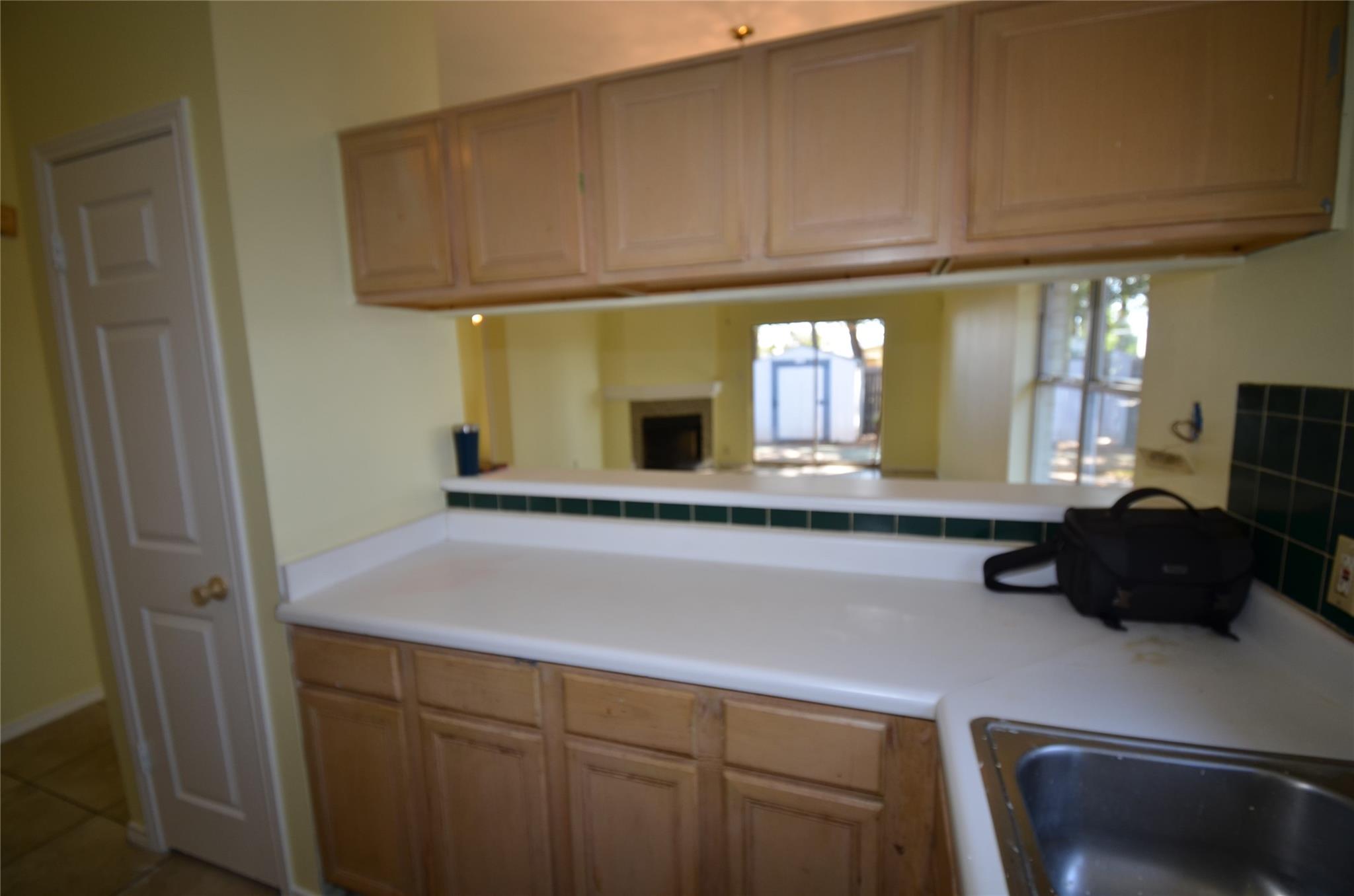 4729 Castleman Dr Property Photo 11