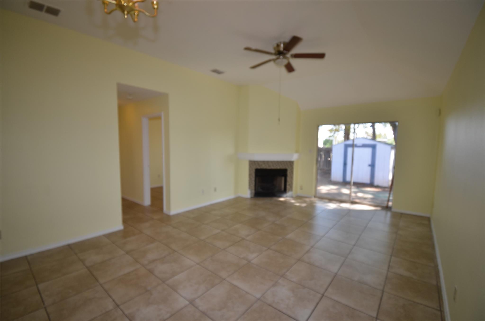 4729 Castleman Dr Property Photo 14
