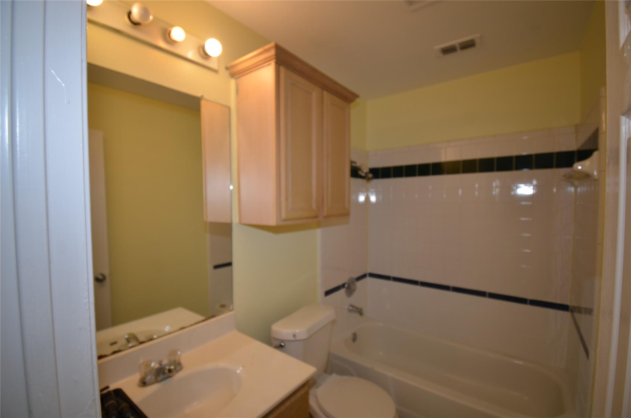 4729 Castleman Dr Property Photo 19
