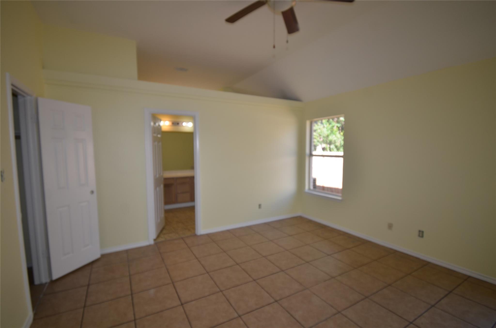 4729 Castleman Dr Property Photo 23
