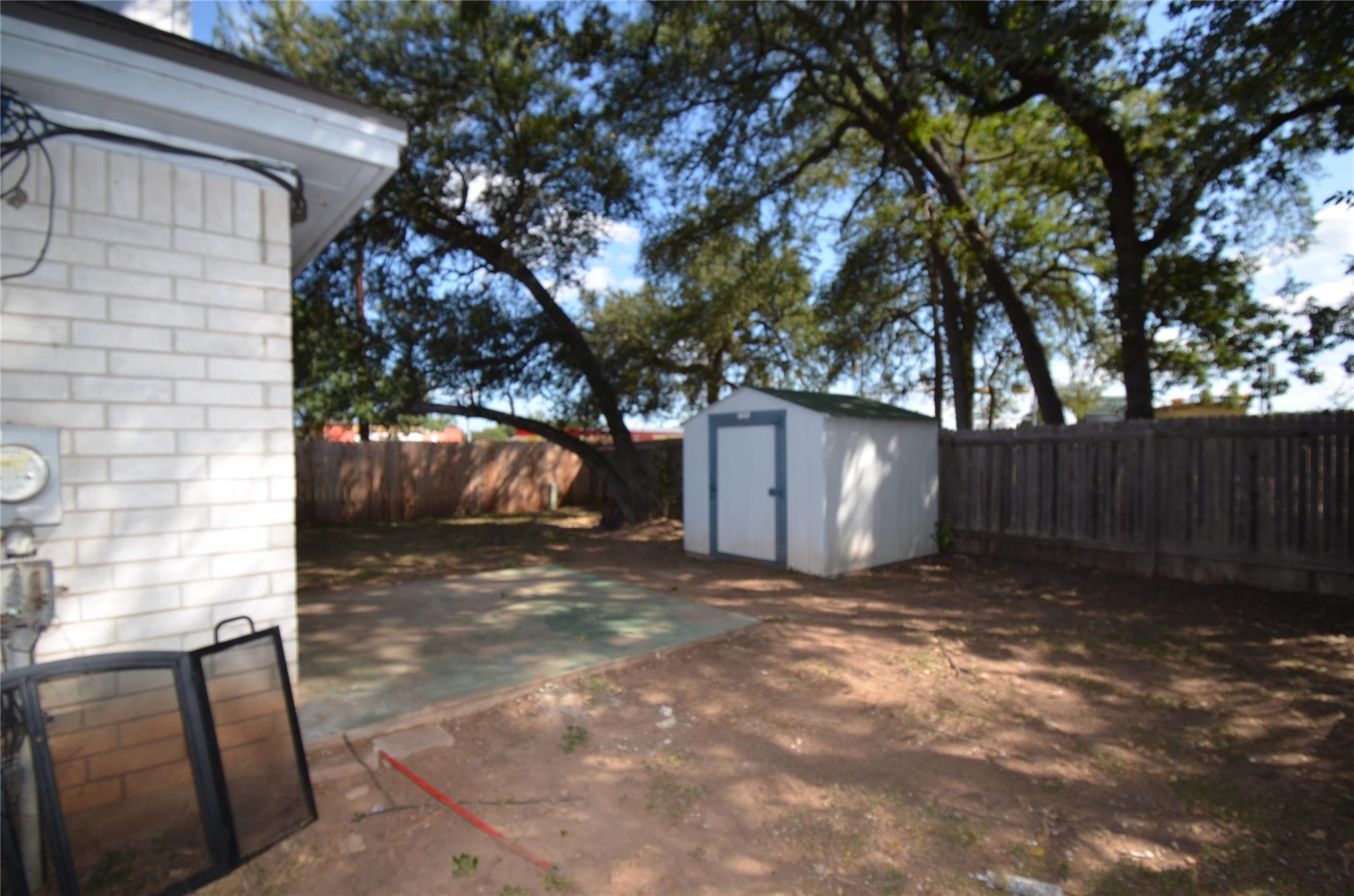 4729 Castleman Dr Property Photo 30