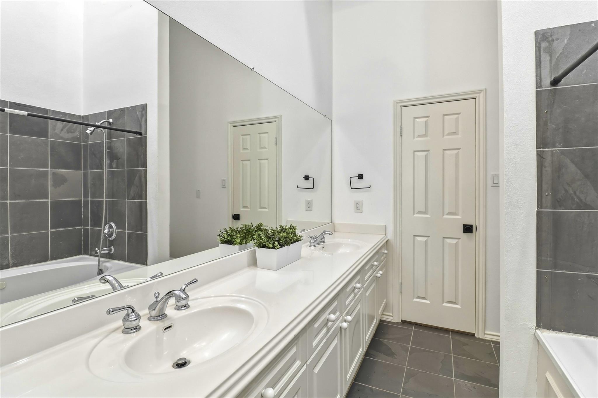 2918 Ranch Road 620 None N #265 Property Photo 18