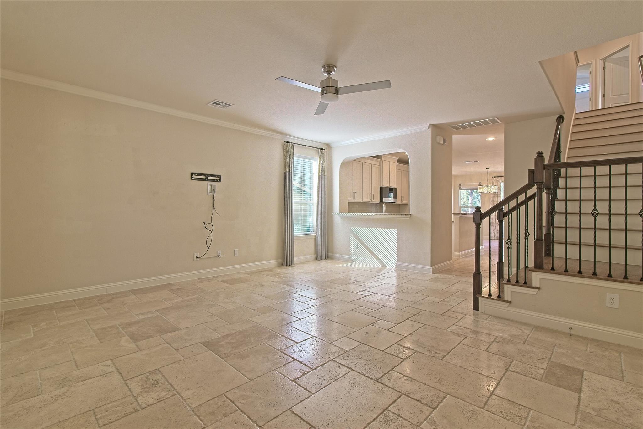 11201 Zimmerman Ln Property Photo 6
