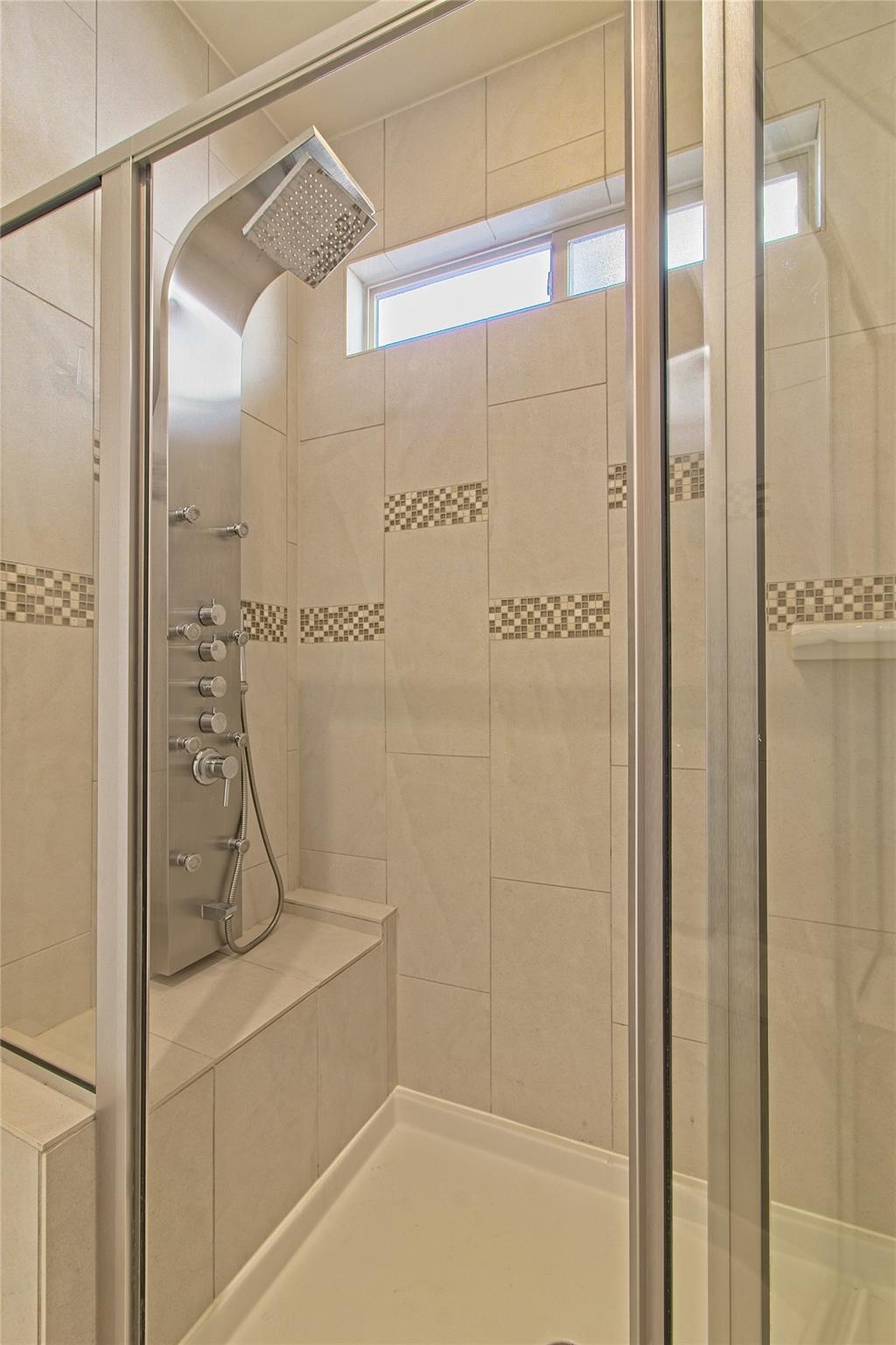 11201 Zimmerman Ln Property Photo 22