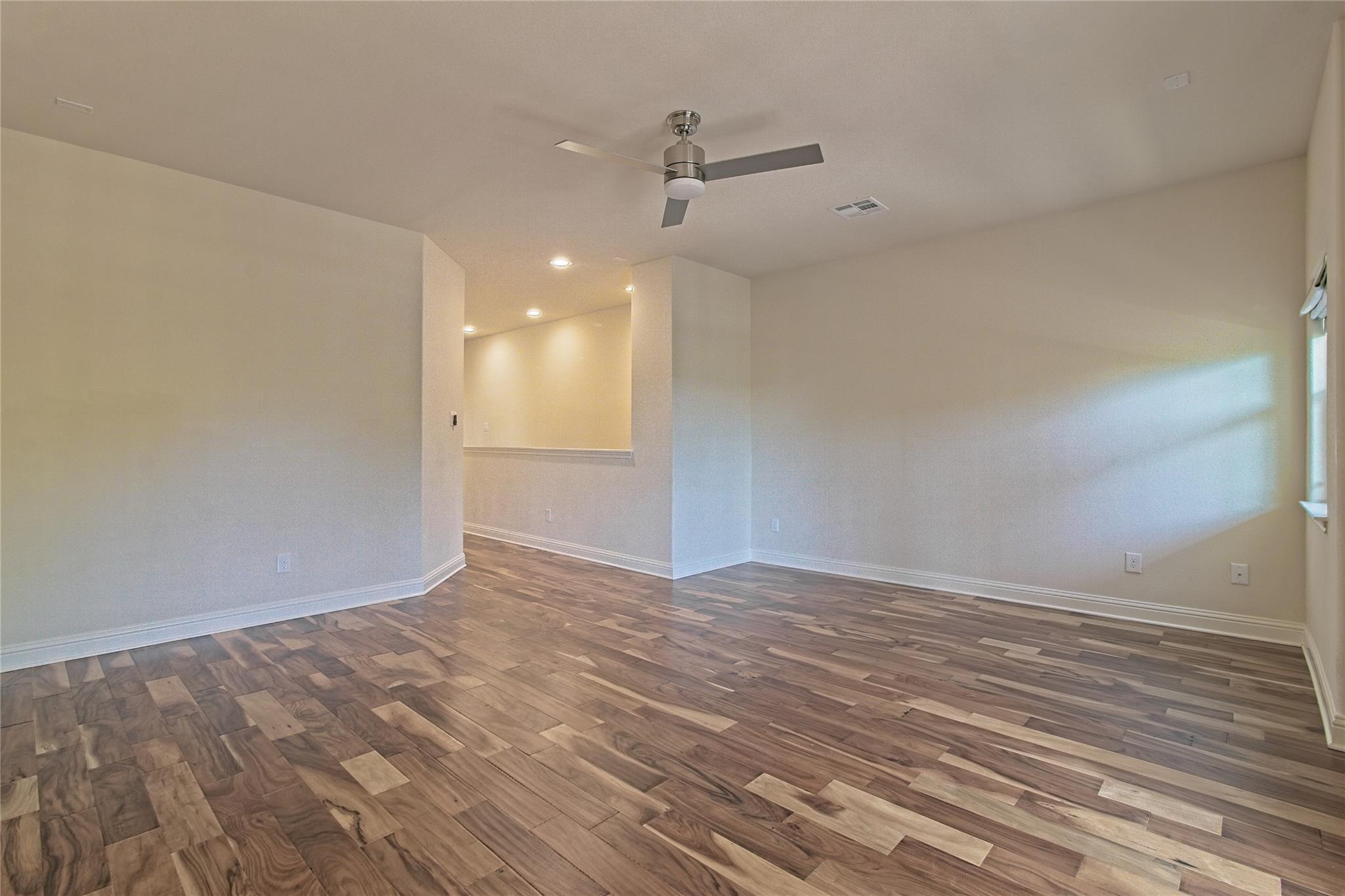 11201 Zimmerman Ln Property Photo 25
