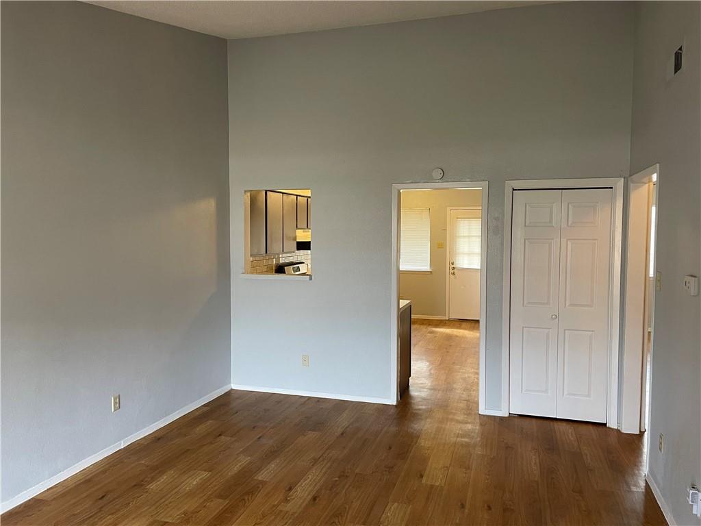 105 Meteor Dr #a Property Photo 2