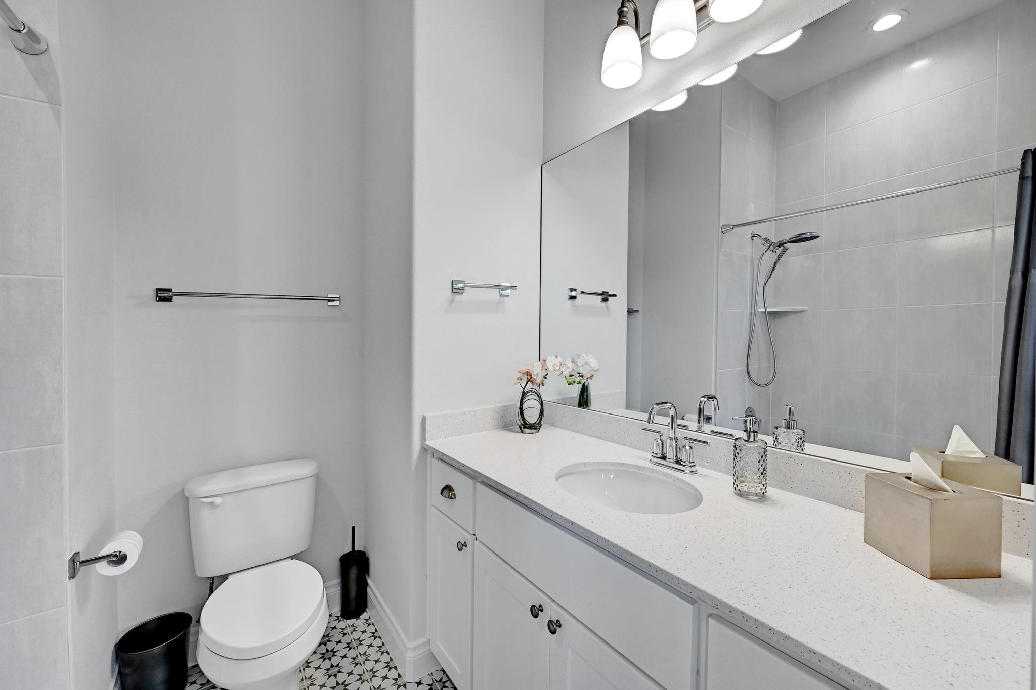 4809 Serene Hills Dr Property Photo 27