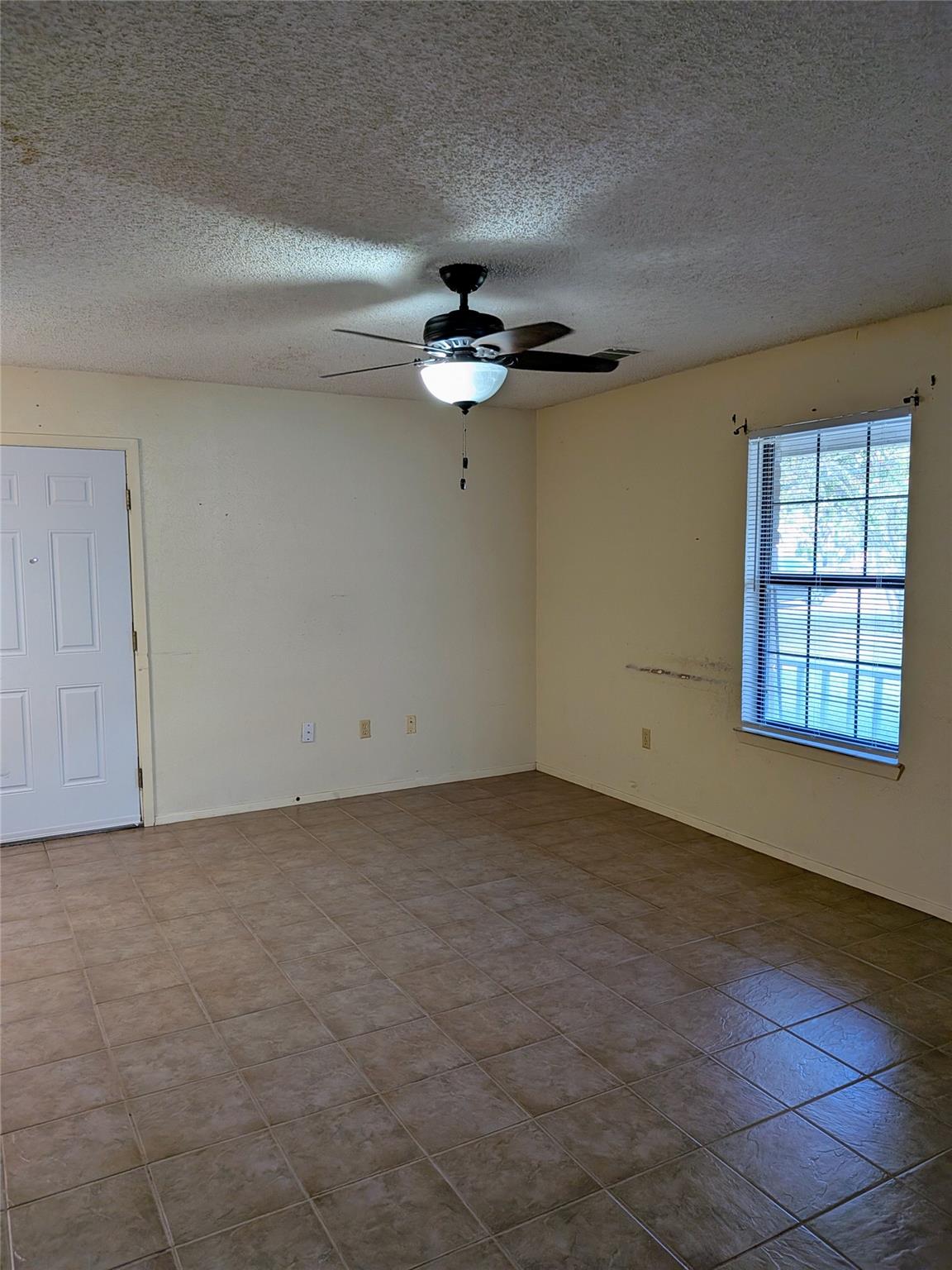 1507 Earle St Property Photo 2