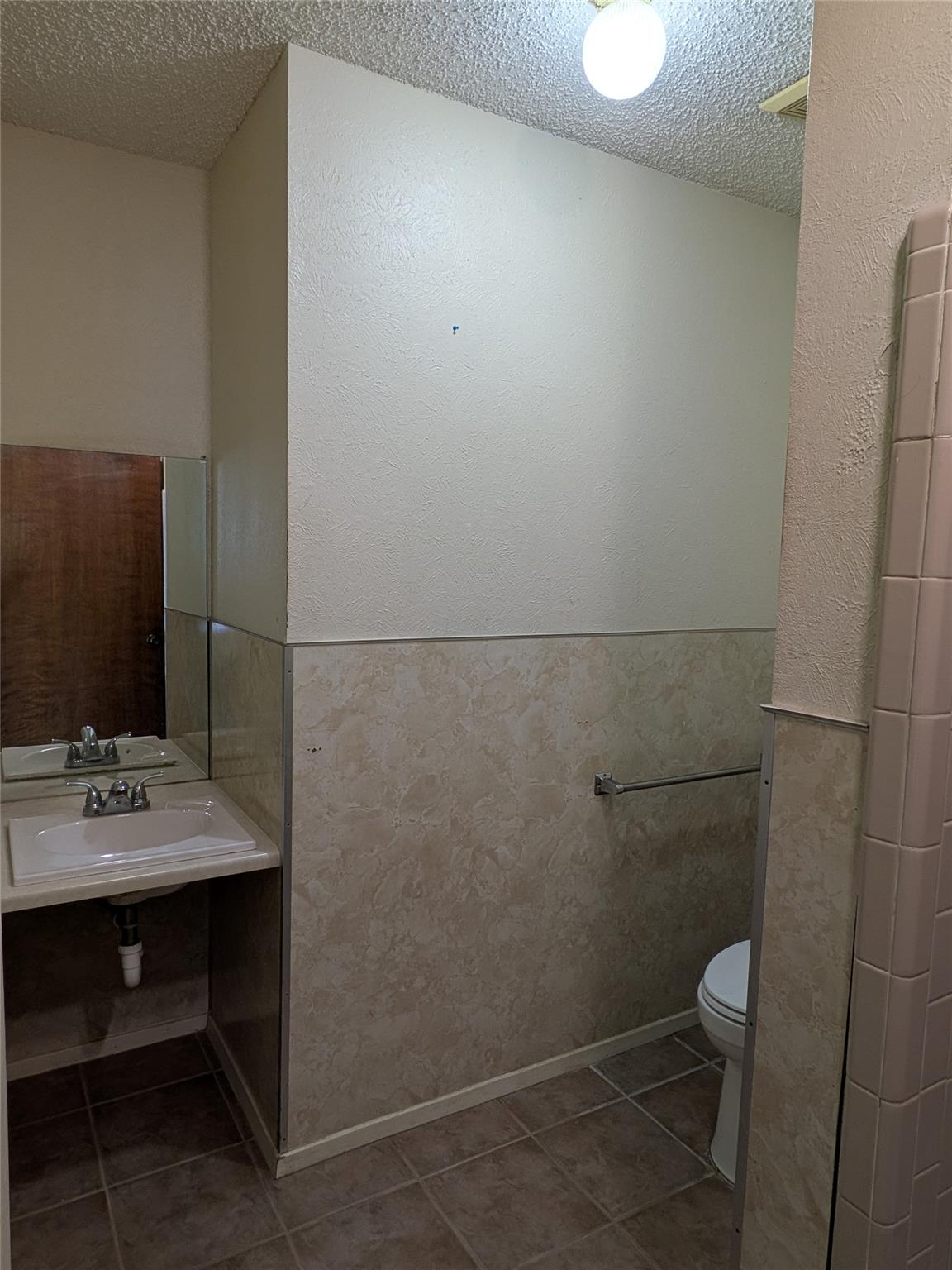 1507 Earle St Property Photo 9