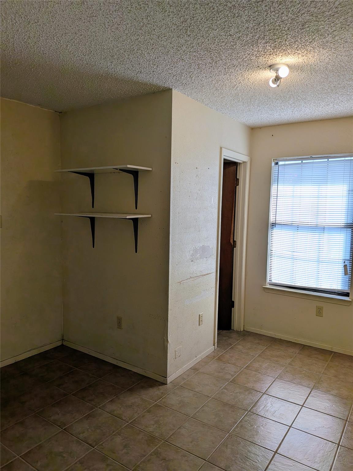 1507 Earle St Property Photo 14