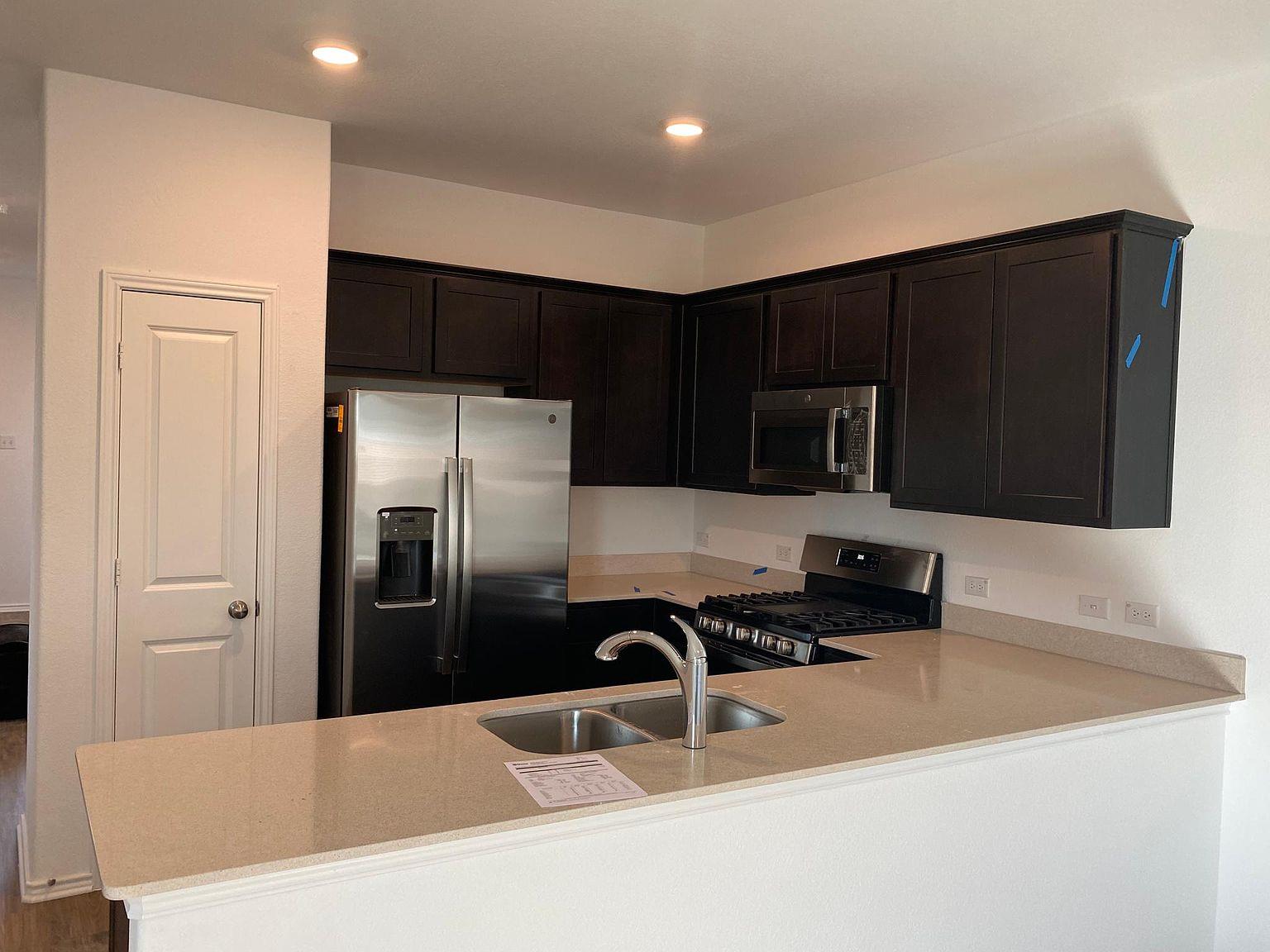 440 Gabbro Gdns Property Photo 10