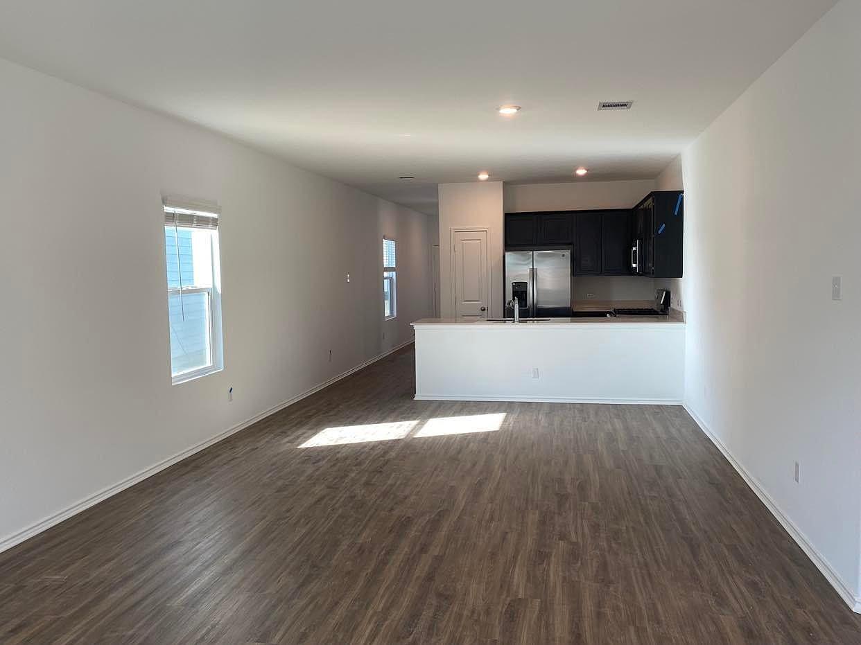 440 Gabbro Gdns Property Photo 14
