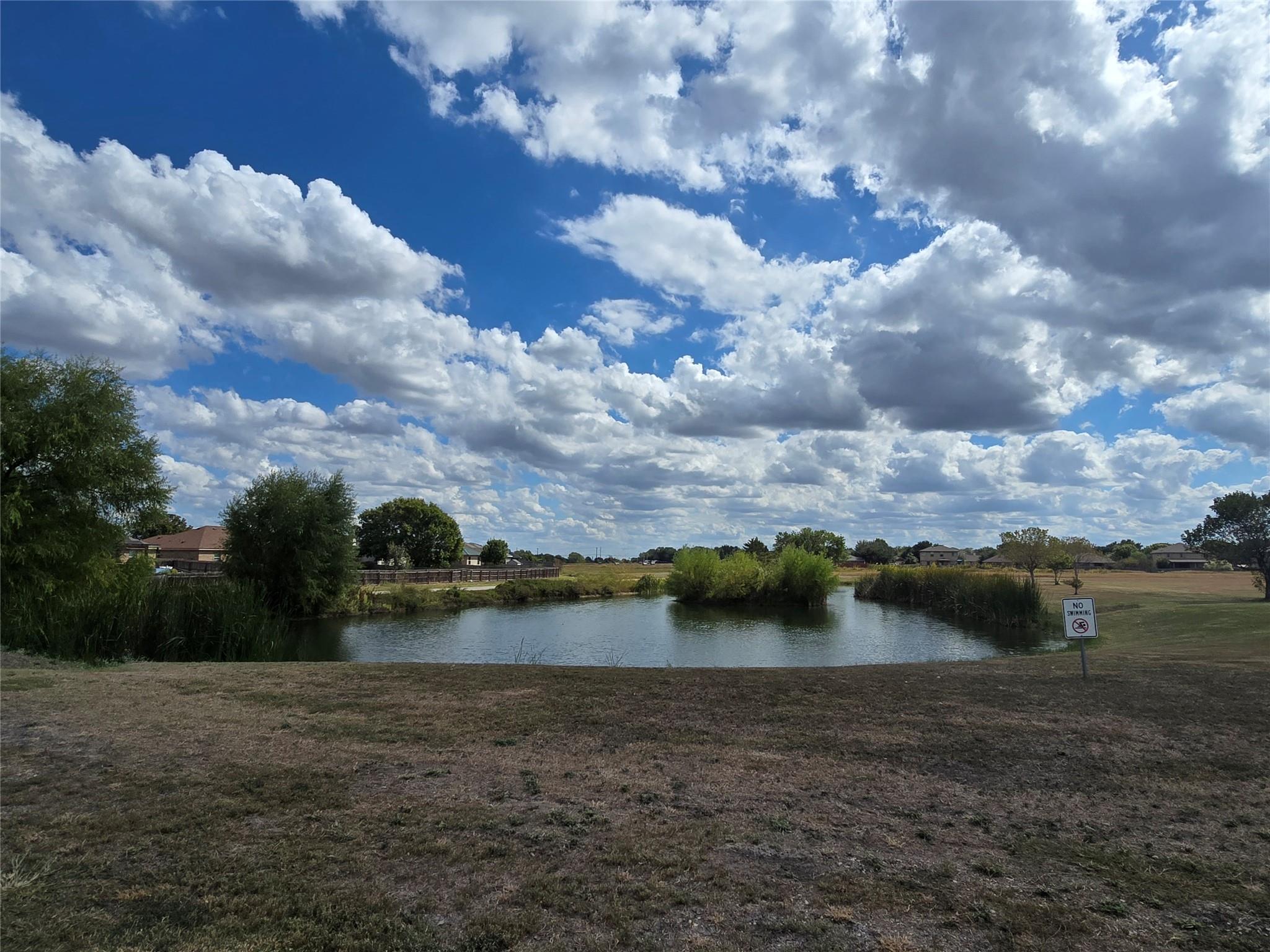 1617 Sunflower St Property Photo 1