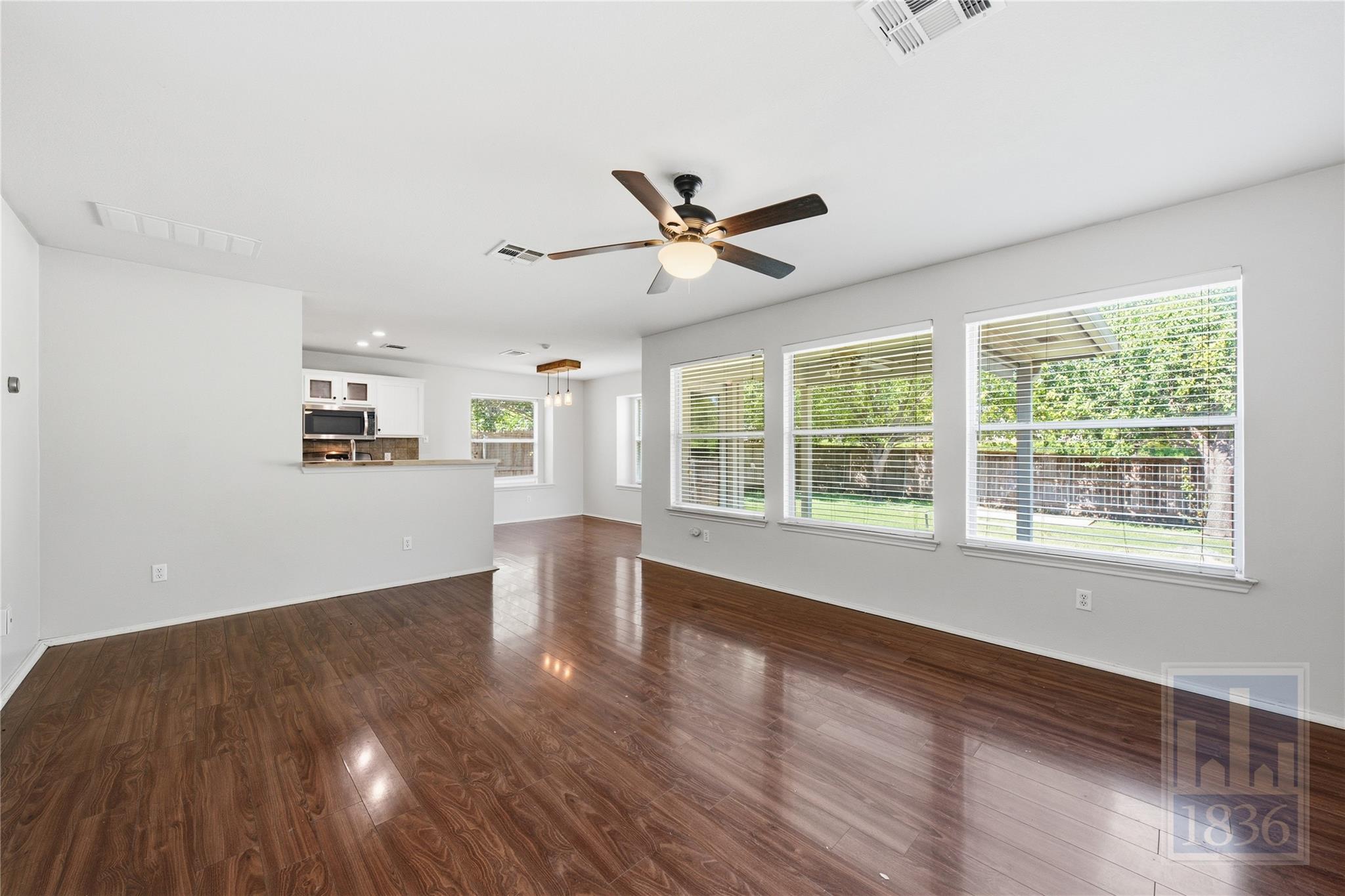 1506 Fort Lloyd Pl Property Photo 6