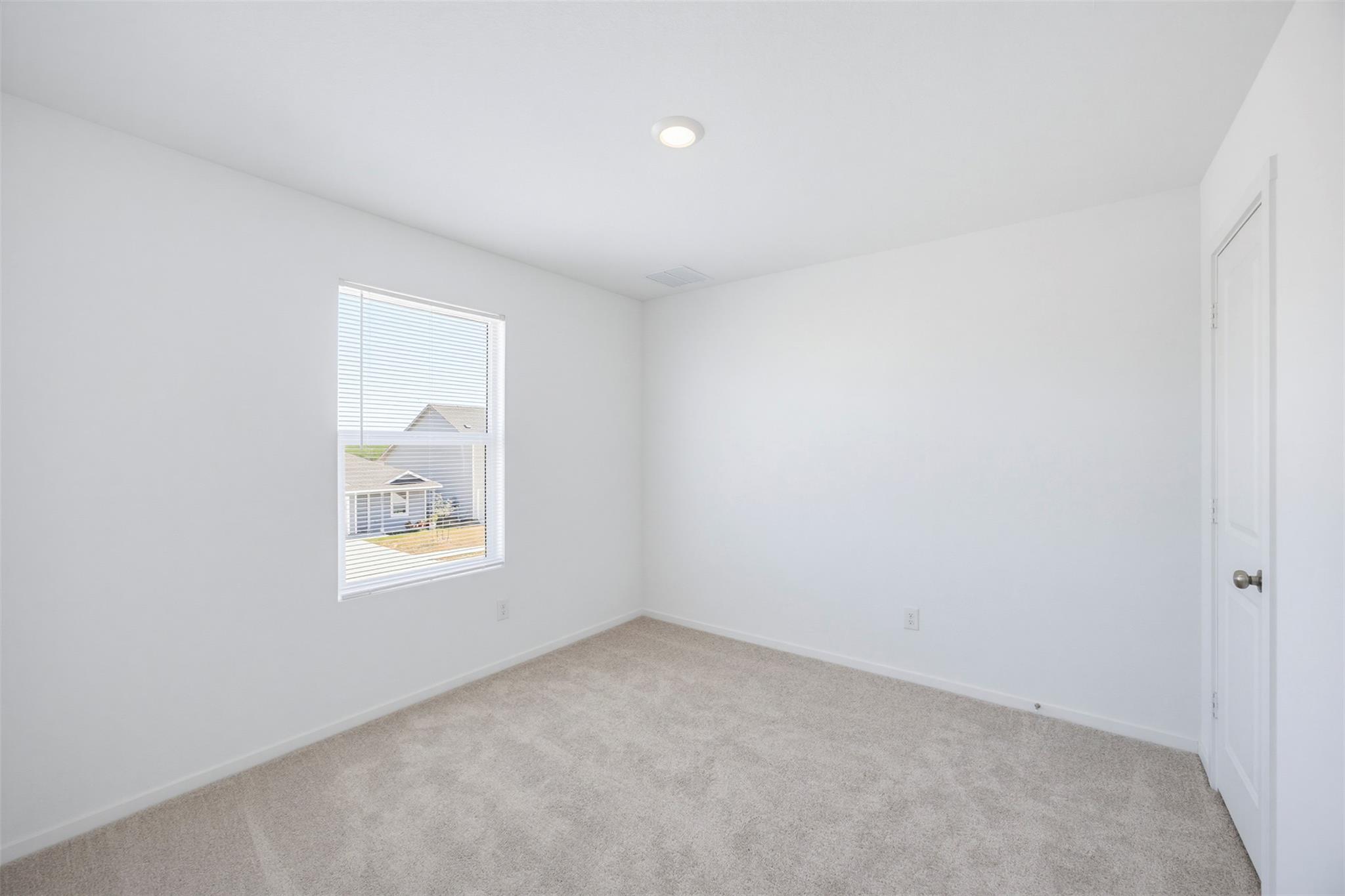 408 Paris St Property Photo 24