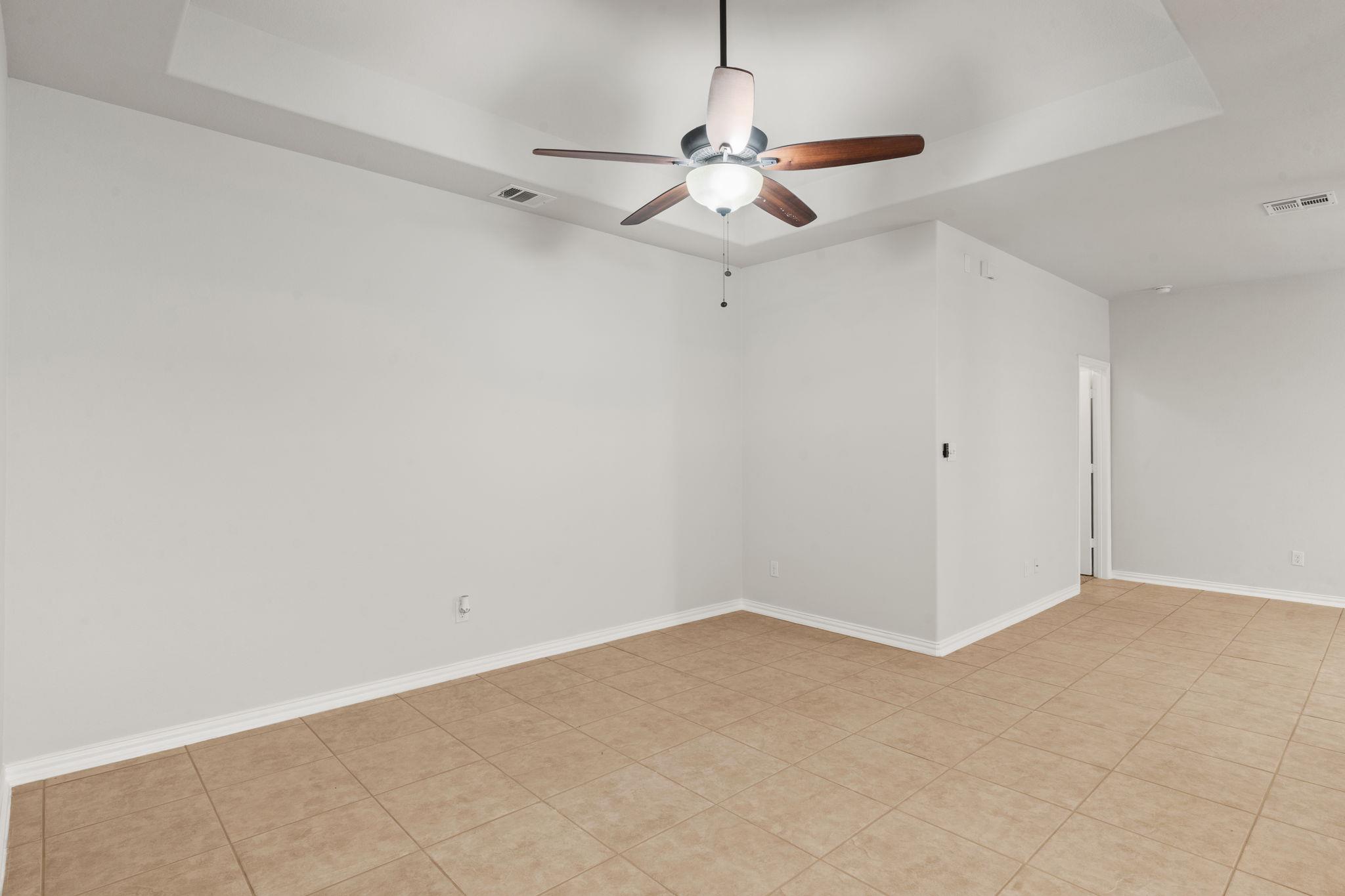 322 Strawberry Blonde Dr Property Photo 12